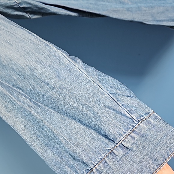 GRAND & Greene Women Denim Shirt - Picture 3 of 5